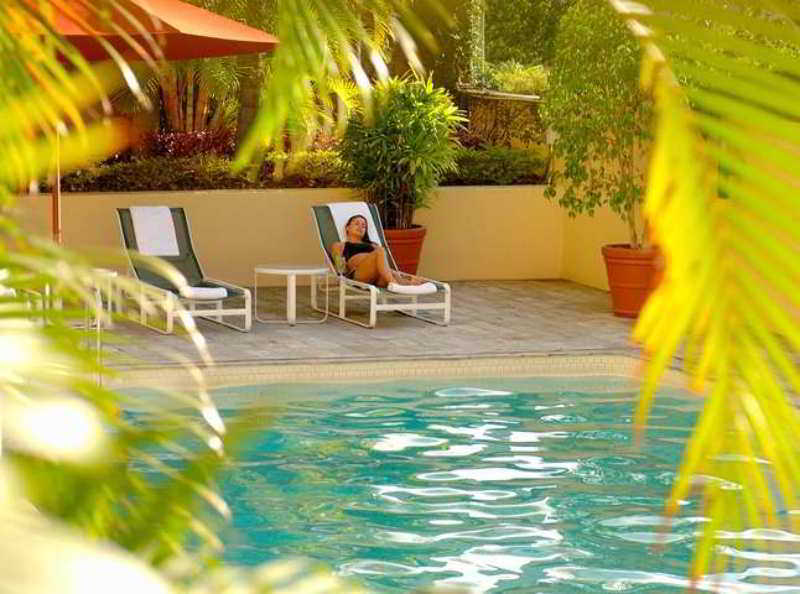Intercontinental Brisbane By Ihg Faciliteiten foto Pool at the Royal Palm Beach Hotel