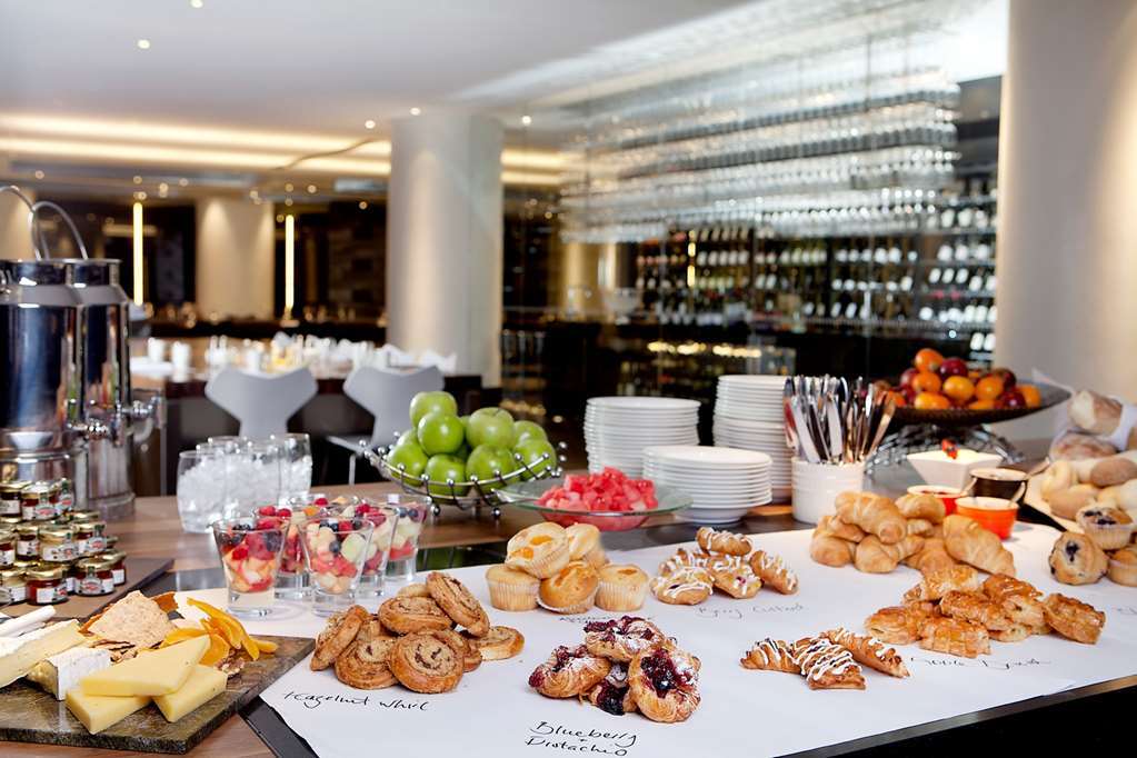 Intercontinental Brisbane By Ihg Restaurant foto A buffet at a hotel